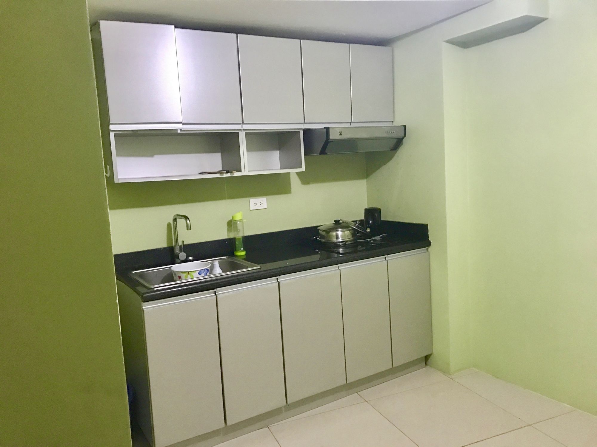 The Beacon Serviced Residences Makati City Luaran gambar