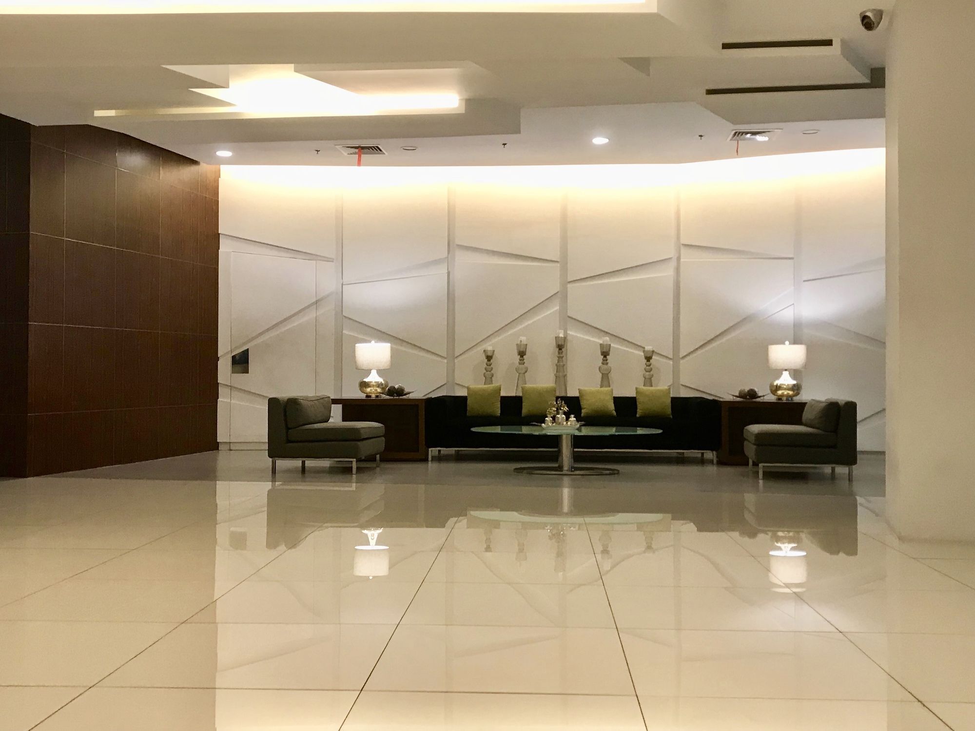 The Beacon Serviced Residences Makati City Luaran gambar